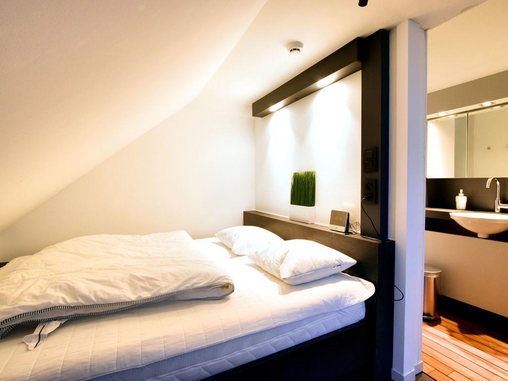 Modern And Cozy Studio In A Former Coach House โรแบร์วิลล์ ภายนอก รูปภาพ